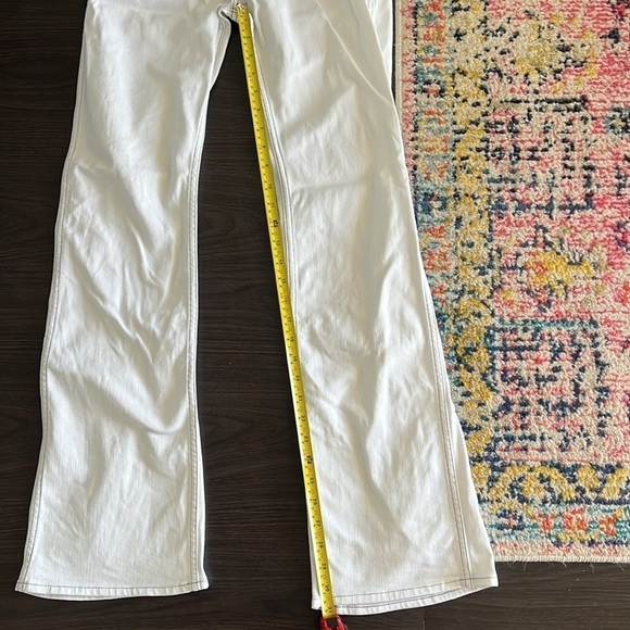 Polo by Ralph Lauren | White Flare Jean - Size 26R- Excellent Condition - Picture 12 of 12